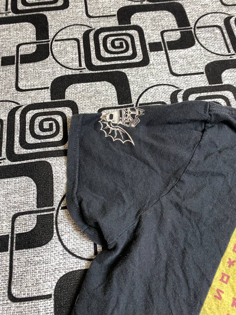 Vintage Y2K Affliction Style All Over Print T Shirt Tee Tapout Japan Size US M / EU 48-50 / 2 - 7 Thumbnail