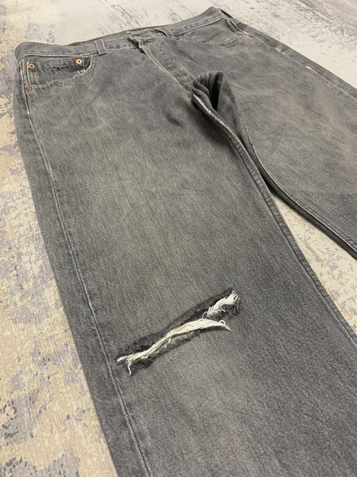Levi's Vintage Levis 501 Distressed Denim Jeans USA W31x33 Size US 31 - 6 Thumbnail