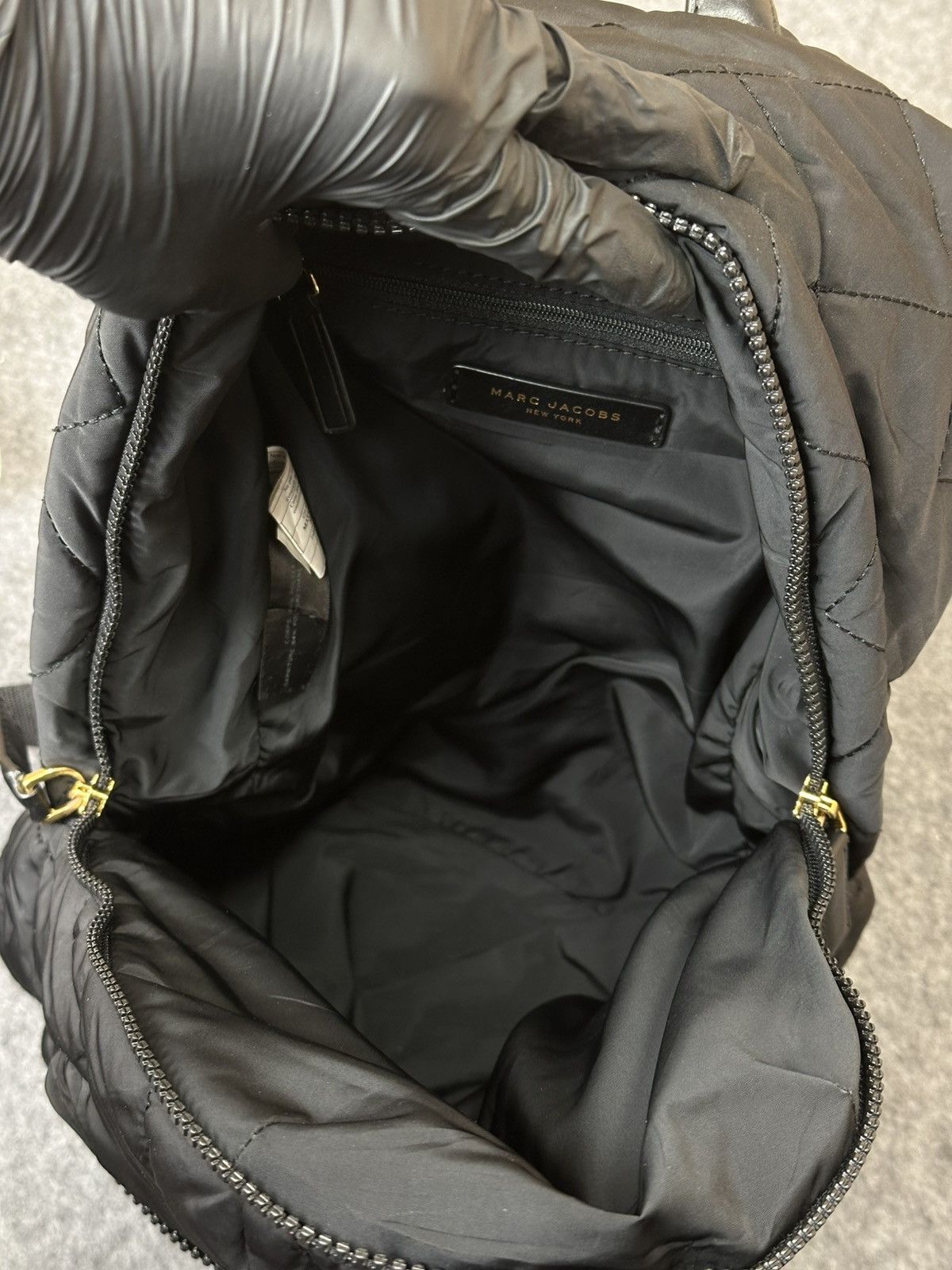 Marc Jacobs Marc Jacobs Quilted Nylon Backpack. Size ONE SIZE - 5 Thumbnail