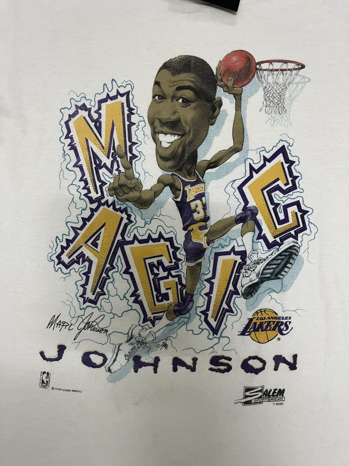Vintage Vintage 1990 made in usa magic johnson tshirt Size US L / EU 52-54 / 3 - 2 Thumbnail