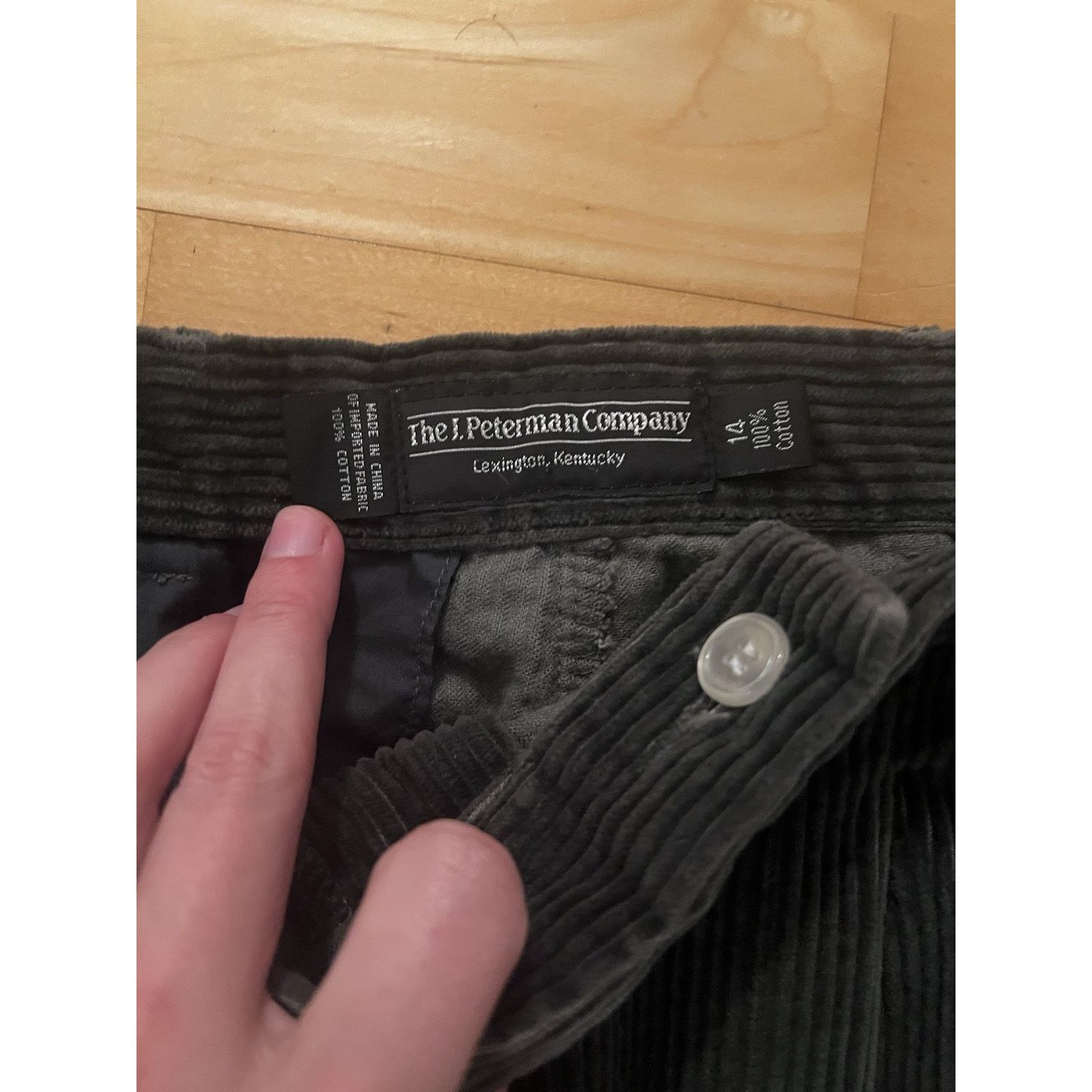 J. Peterman J. Peterman Corduroy Pleated Dress Pants Dark Grey 14 Size 36" / US 14 / IT 50 - 2 Thumbnail