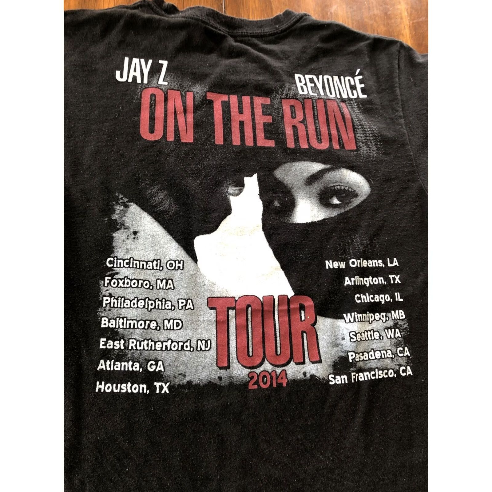 Doublet Jay Z Beyonce On The Run Tour 2014 Double Sided T-Shirt Black Cotton Rap Tee Men Medium Size US S / EU 44-46 / 1 - 4 Thumbnail