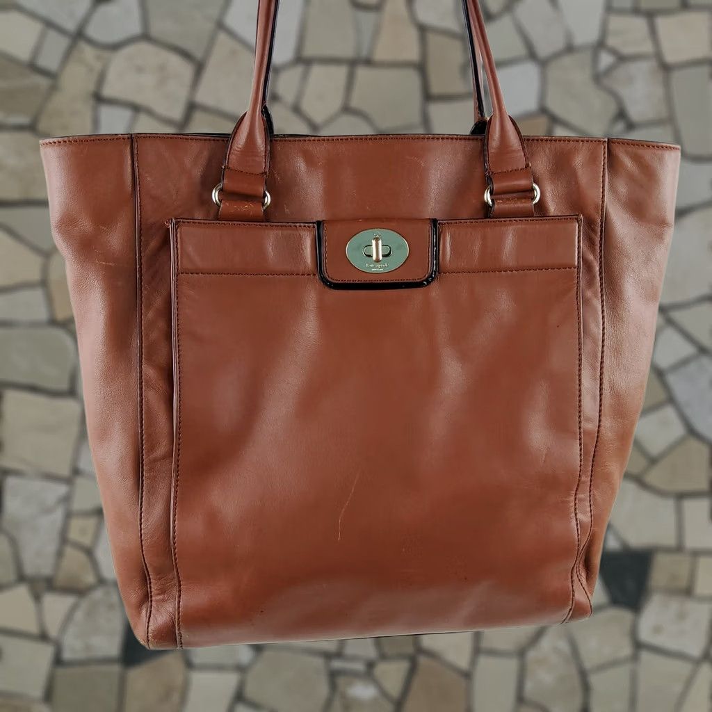 Vintage Kate Spade Hampton Road Davis Large Smooth Leather Tote Turnlock Purse Handbag Women Bag Brown Leather Tote Purse Womens Size ONE SIZE - 1 Thumbnail