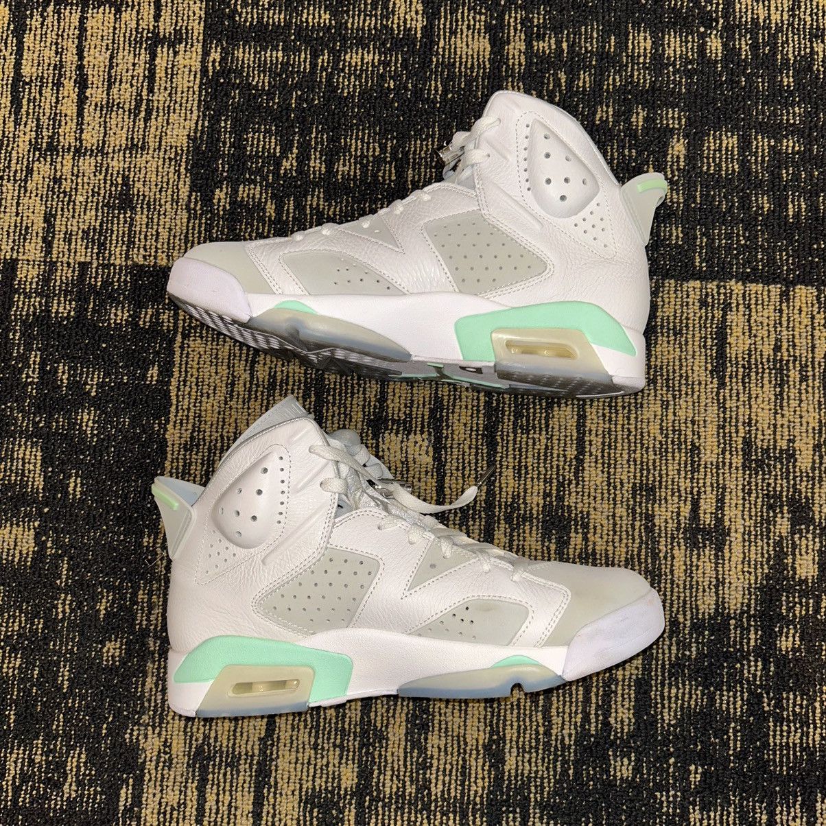 Jordan Brand × Nike WMNS AIR JORDAN 6 RETRO Size US 11 / IT 41 - 2 Thumbnail