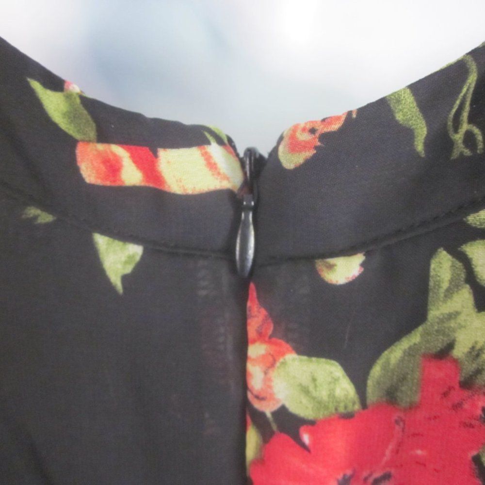 Betsey Johnson Betsey Johnson Dress Size 12 Size XL / US 12-14 / IT 48-50 - 7 Thumbnail