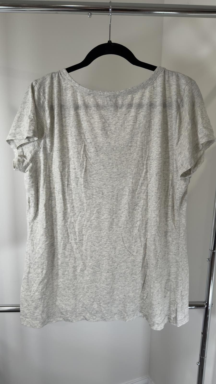 Banana Republic Casual V-Neck Tee by Banana Republic - XL Size XL / US 12-14 / IT 48-50 - 2 Thumbnail