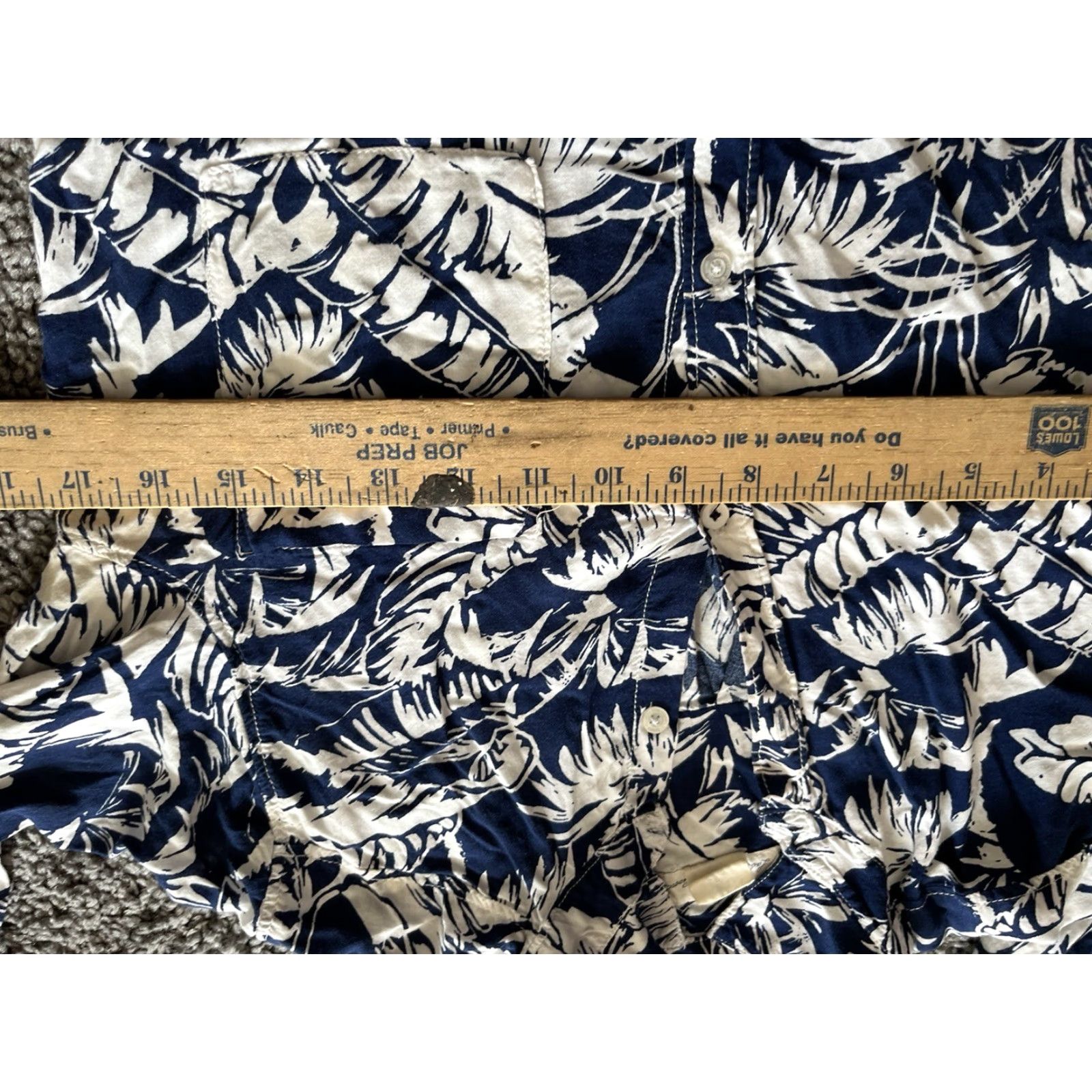 H&M H&M L.O.G.G. blue Floral Beach Button down shirt Tunic Sz S 2 Shirt Women White Blue Button-Up Casual Beach Tunic 2 S Vintage: No Size XS / US 0-2 / IT 36-38 - 4 Thumbnail