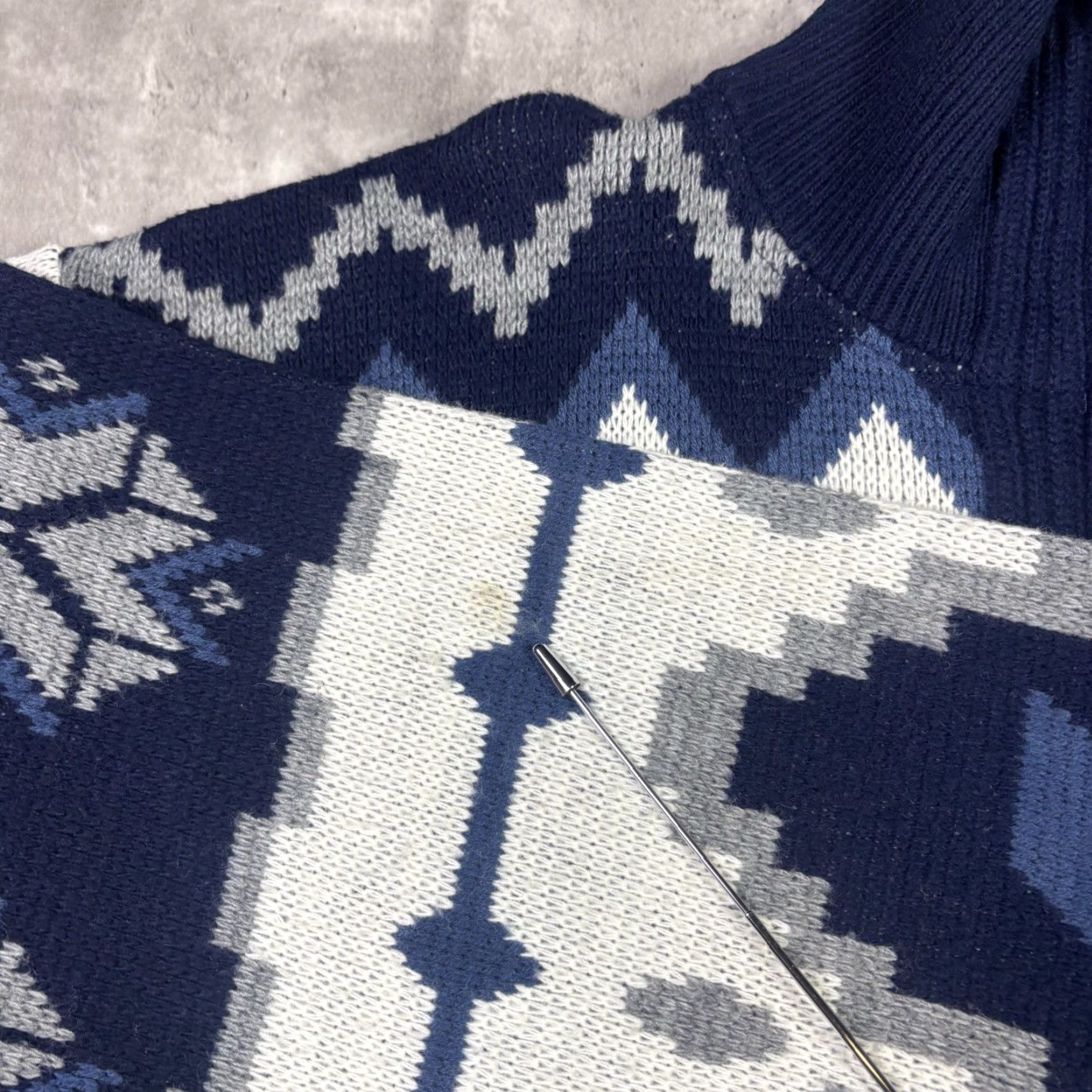 Vintage VINTAGE Full Zip Sweater 90s Blue Acrylic XL Men Crew Neck Knit - Comfort Knits Pattern Snowflake Angl?? Size US XL / EU 56 / 4 - 5 Thumbnail