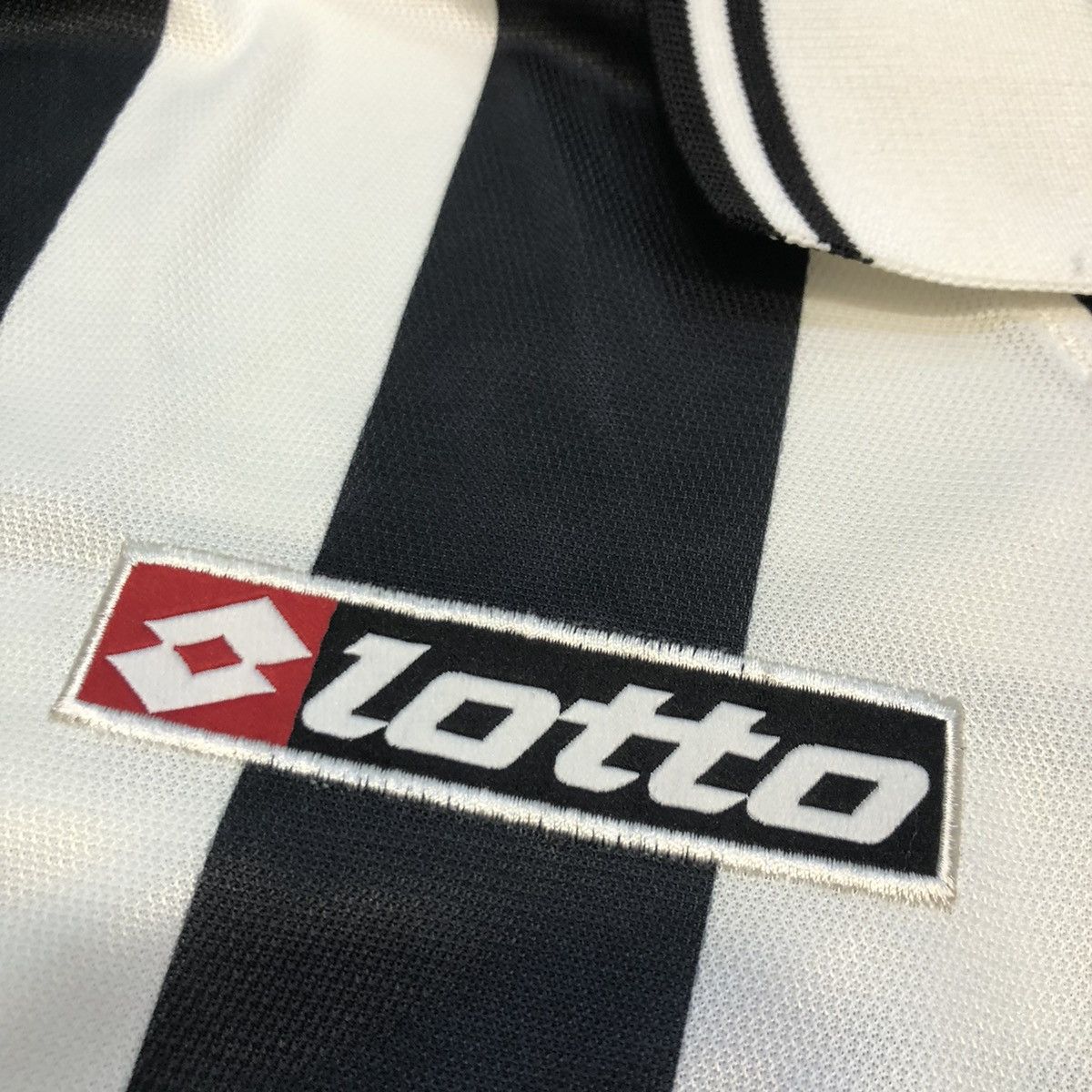 BLOKE × Lotto × Soccer Jersey Juventus 01/02 champion league