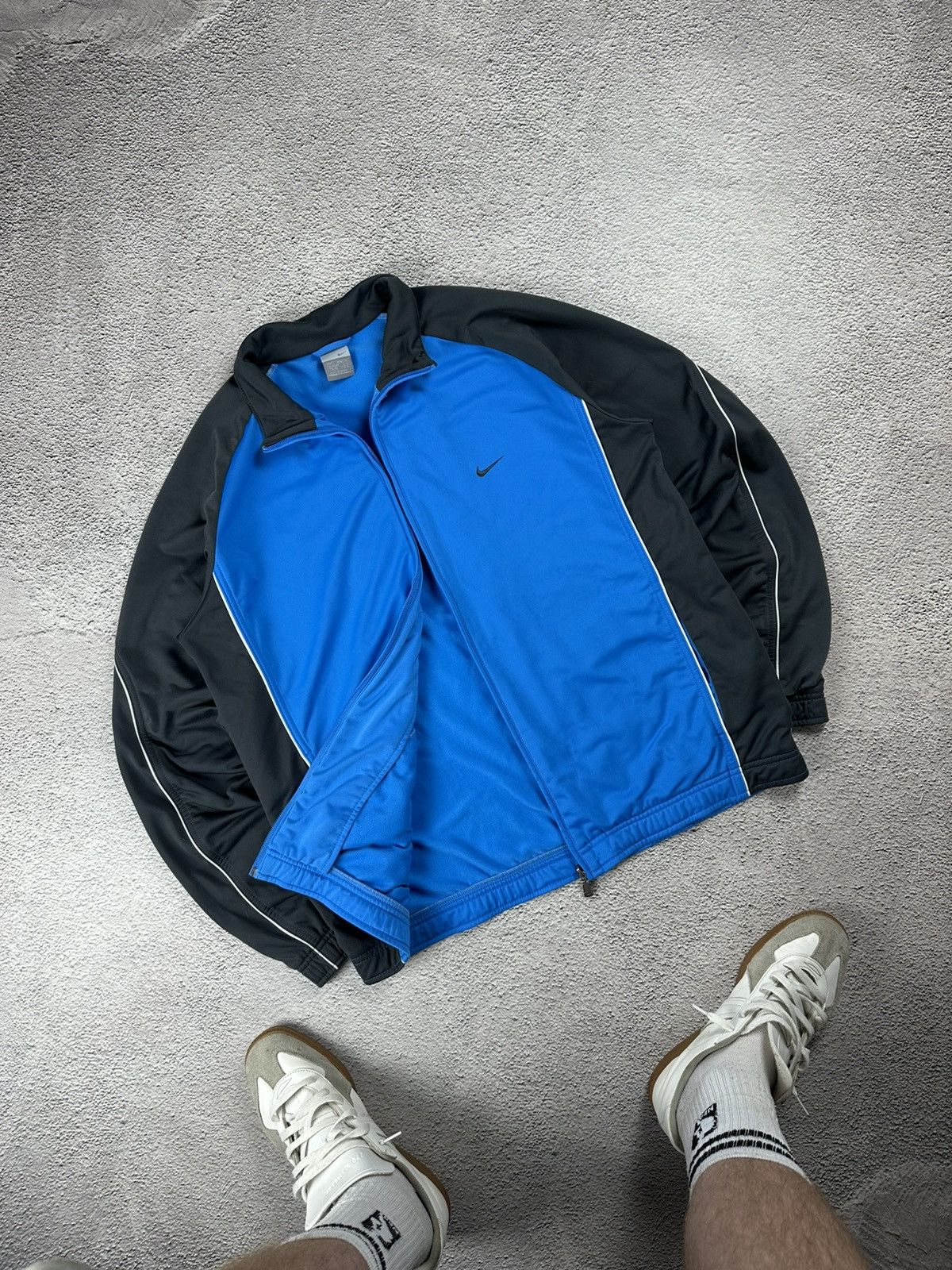 Nike Vintage Nike Olympic Full Zip Jacket Drill Y2K Style SK8 Size US L / EU 52-54 / 3 - 1 Thumbnail