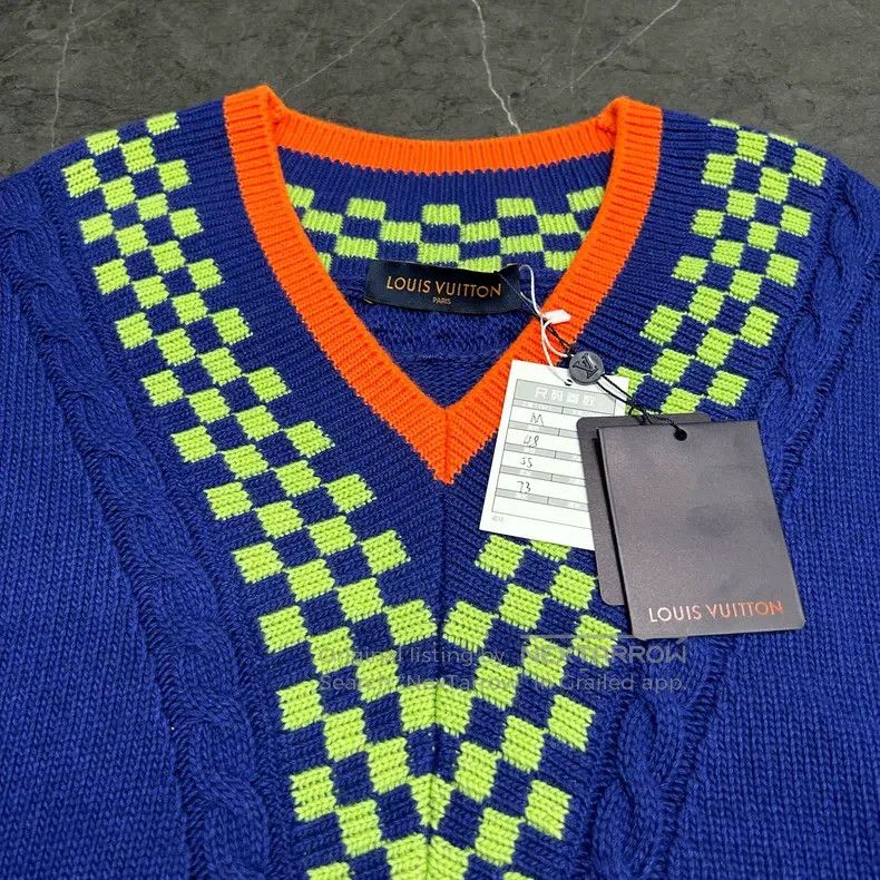 Louis Vuitton Louis Vuitton Damier plaid jacquard V-neck knit sweater Size US M / EU 48-50 / 2 - 2 Thumbnail