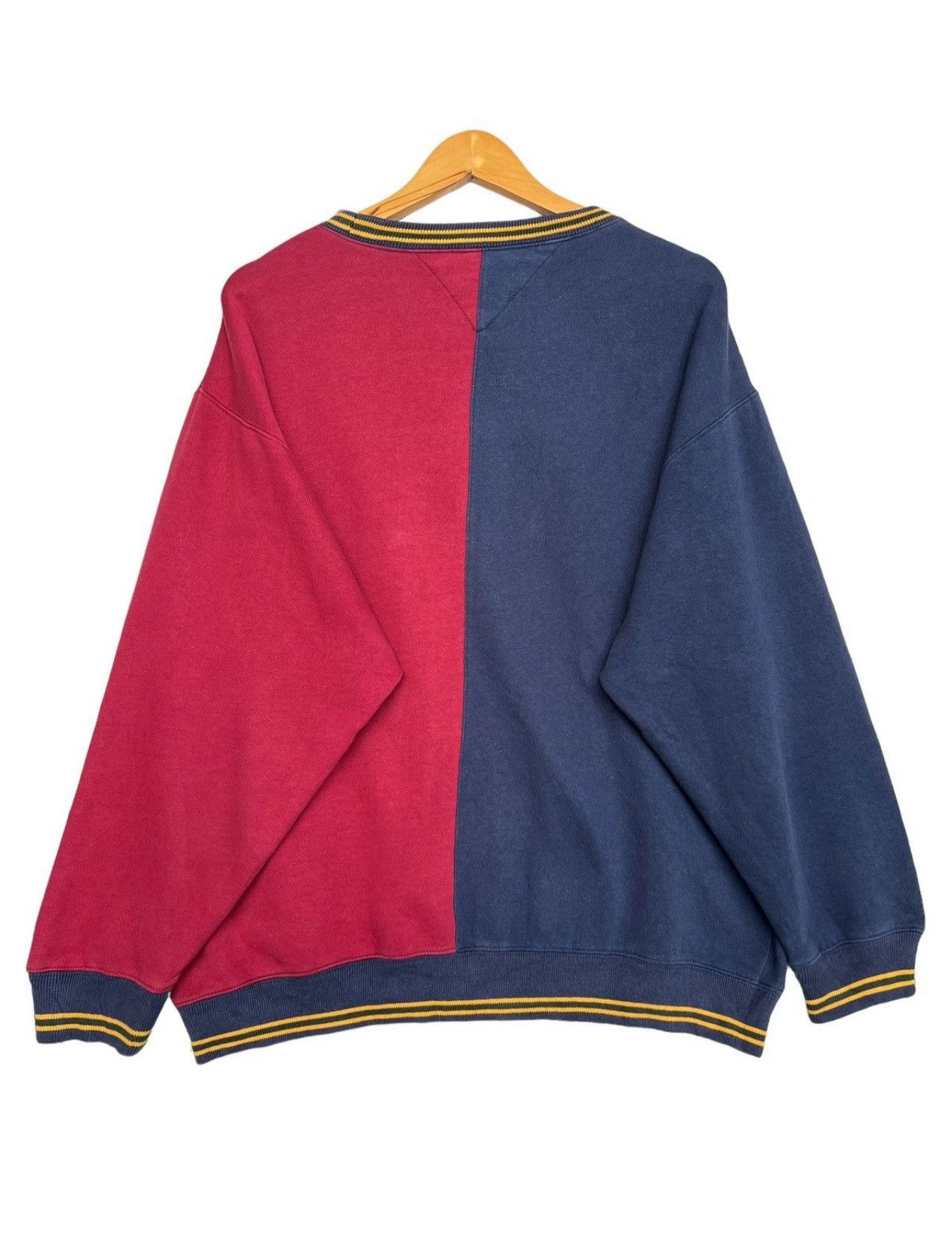 Tommy Hilfiger Pick 💥💥 Vintage 90s Tommy Hilfiger Baggy Boxy Sweatshirt Size US XL / EU 56 / 4 - 4 Thumbnail