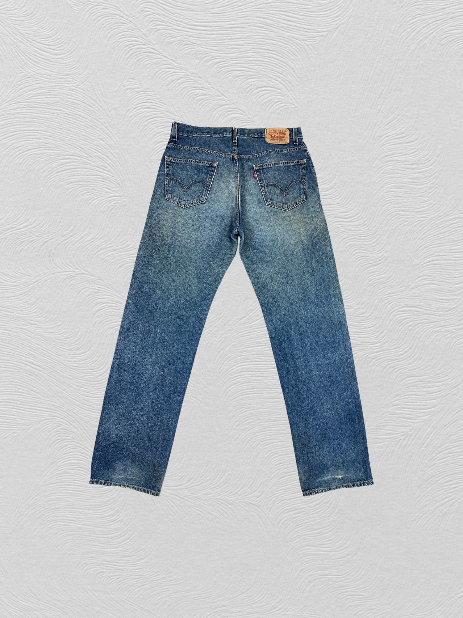 Levi's Distressed Blue Vintage Levi's 559 Jeans 35x35 Denim -JN1464 Size US 35 - 2 Thumbnail