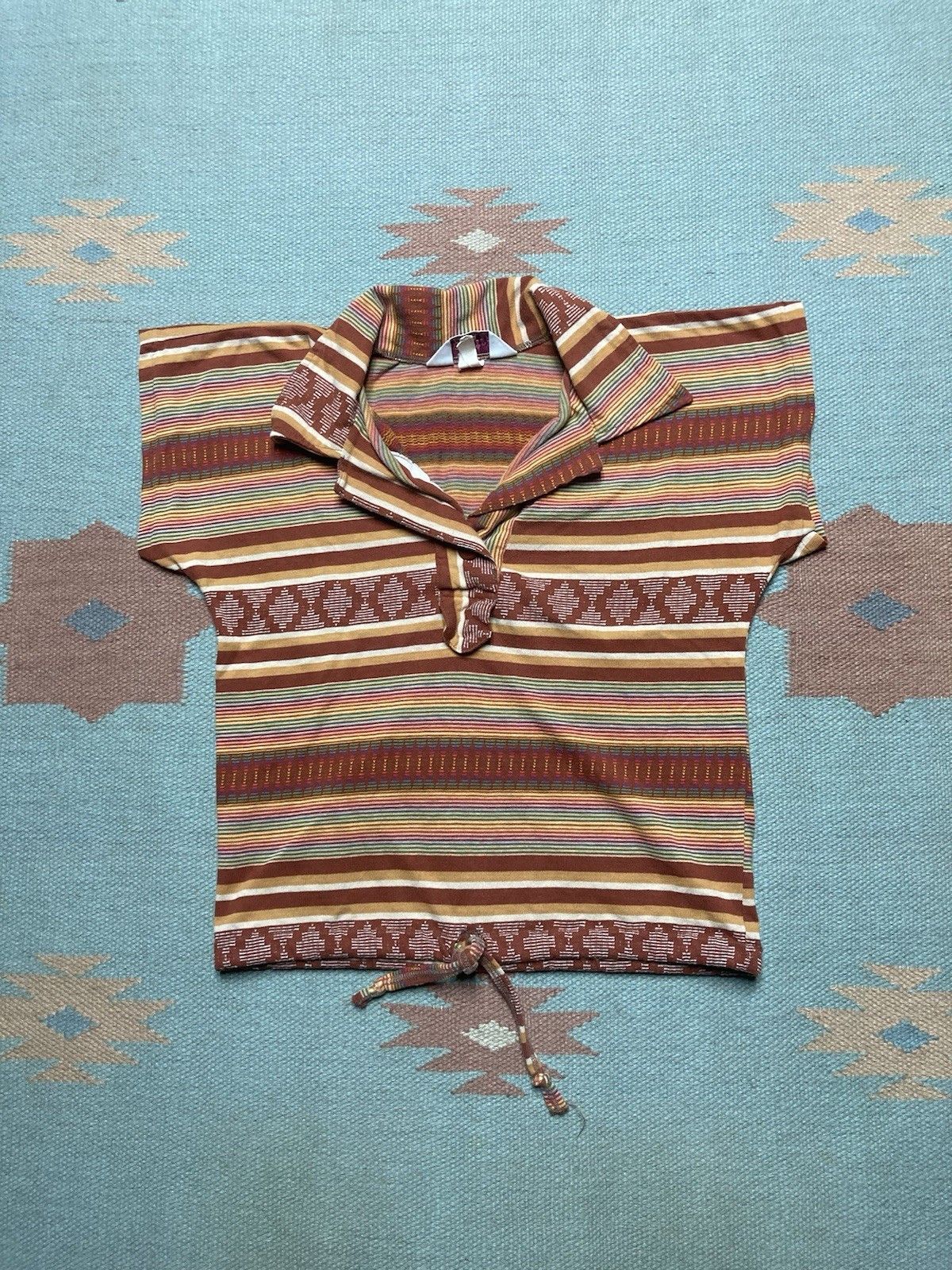 Vintage 70s polo shirt aztec striped hippie boho women’s M boxy crop Size M / US 6-8 / IT 42-44 - 1 Thumbnail