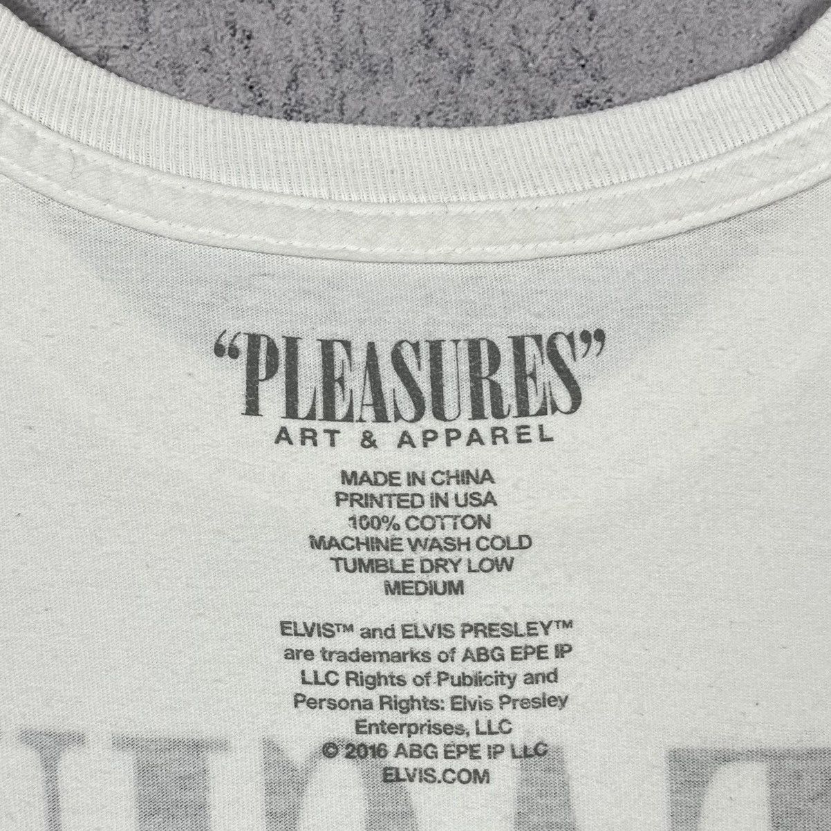 Pleasures Pleasures Elvis Presley eyes big logo tee Size US M / EU 48-50 / 2 - 8 Thumbnail