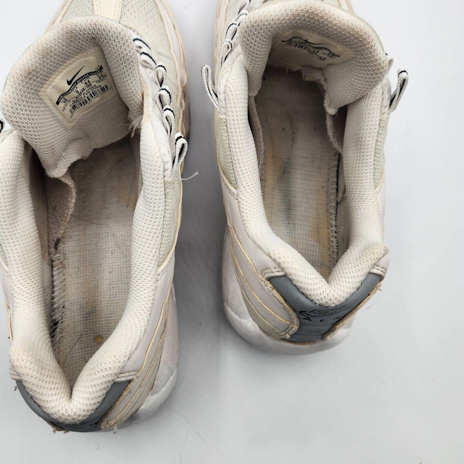 Nike Nike Air Max 95 ‘Triple White' 609048-109 sz 10 2016 Size US 10 / EU 43 - 7 Thumbnail