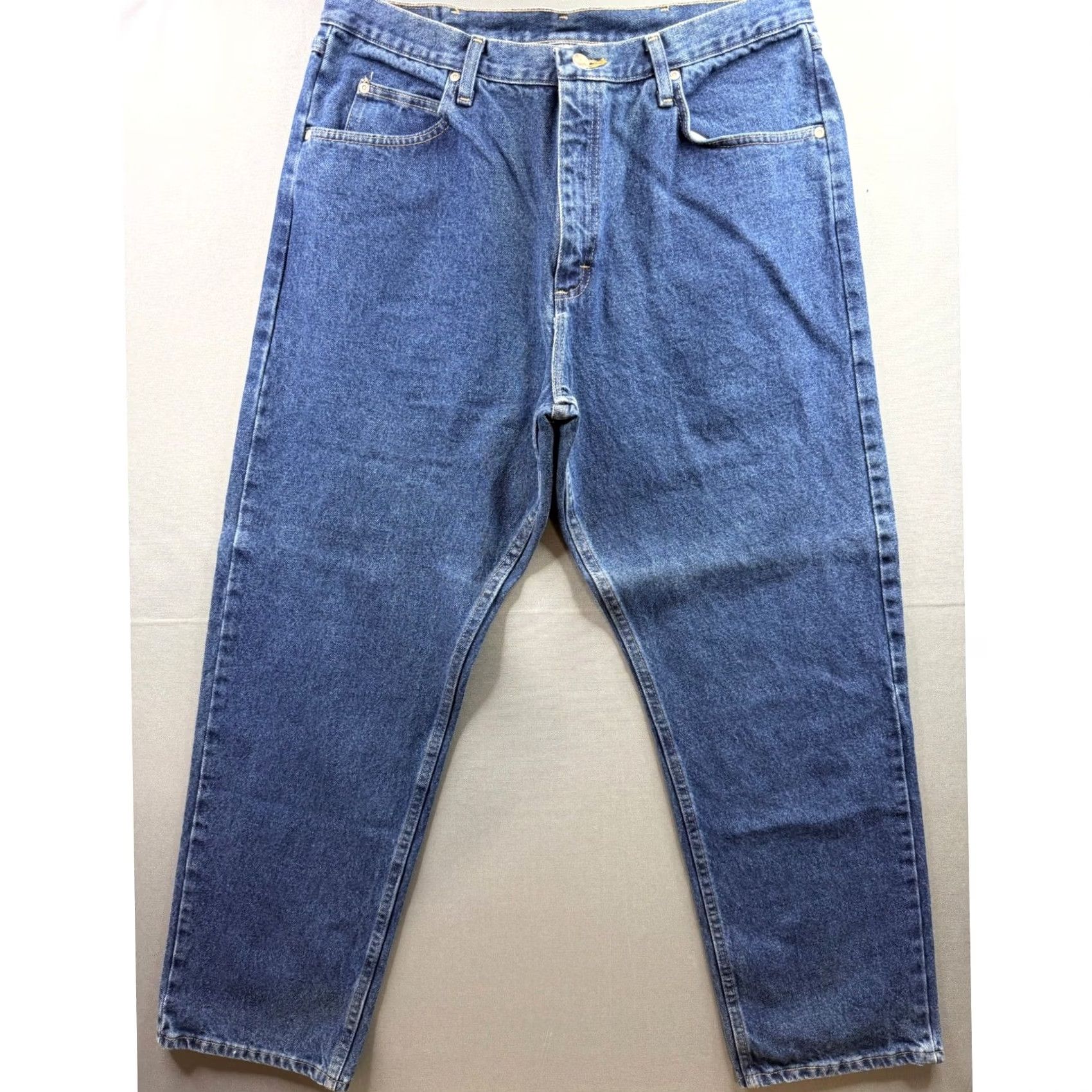 Wrangler Wrangler Jeans Relaxed Fit Mens Blue Denim 100% Cotton 38x32 Inseam 32 Zip Button Pockets 5-Pocket Design Straight Mid Rise Authentic Jeans Size US 38 / EU 54 - 4 Thumbnail