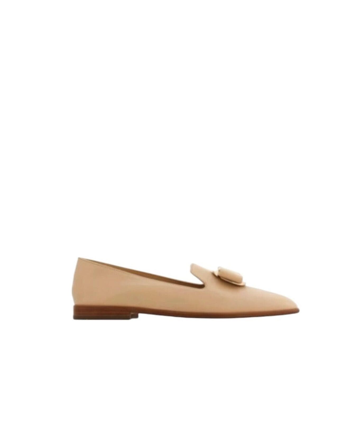 Salvatore Ferragamo Ferragamo New Vara Plate Loafer Size ONE SIZE - 1 Thumbnail