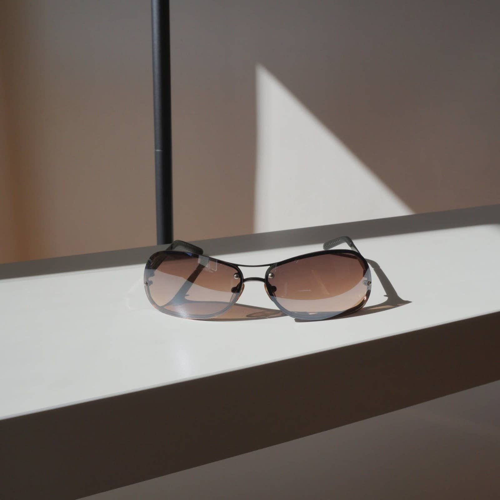 Valentino Vintage valentino italian design silver sunglasses Size ONE SIZE - 2 Thumbnail