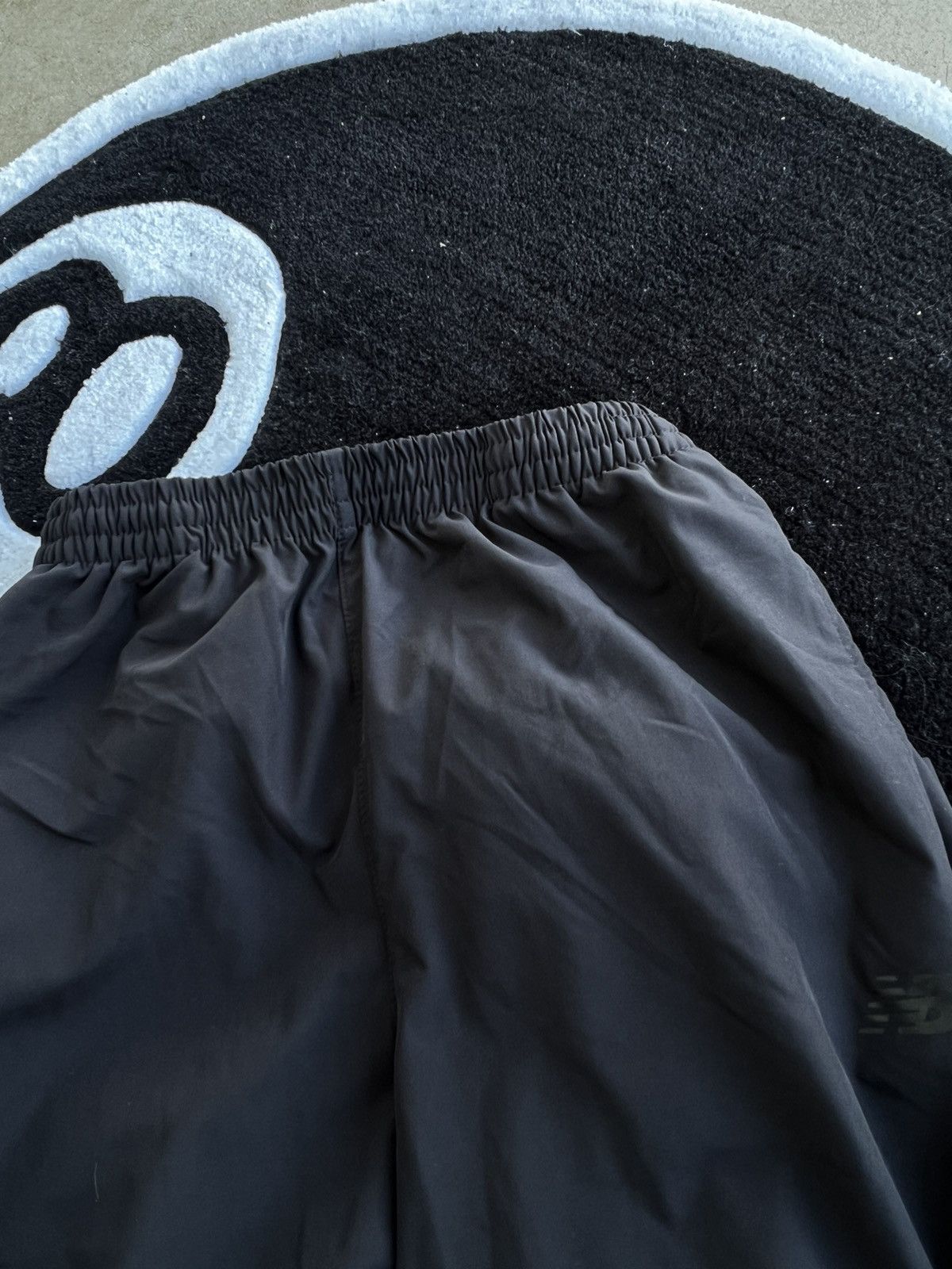 New Balance New Balance Sweats Size US 34 / EU 50 - 1 Thumbnail