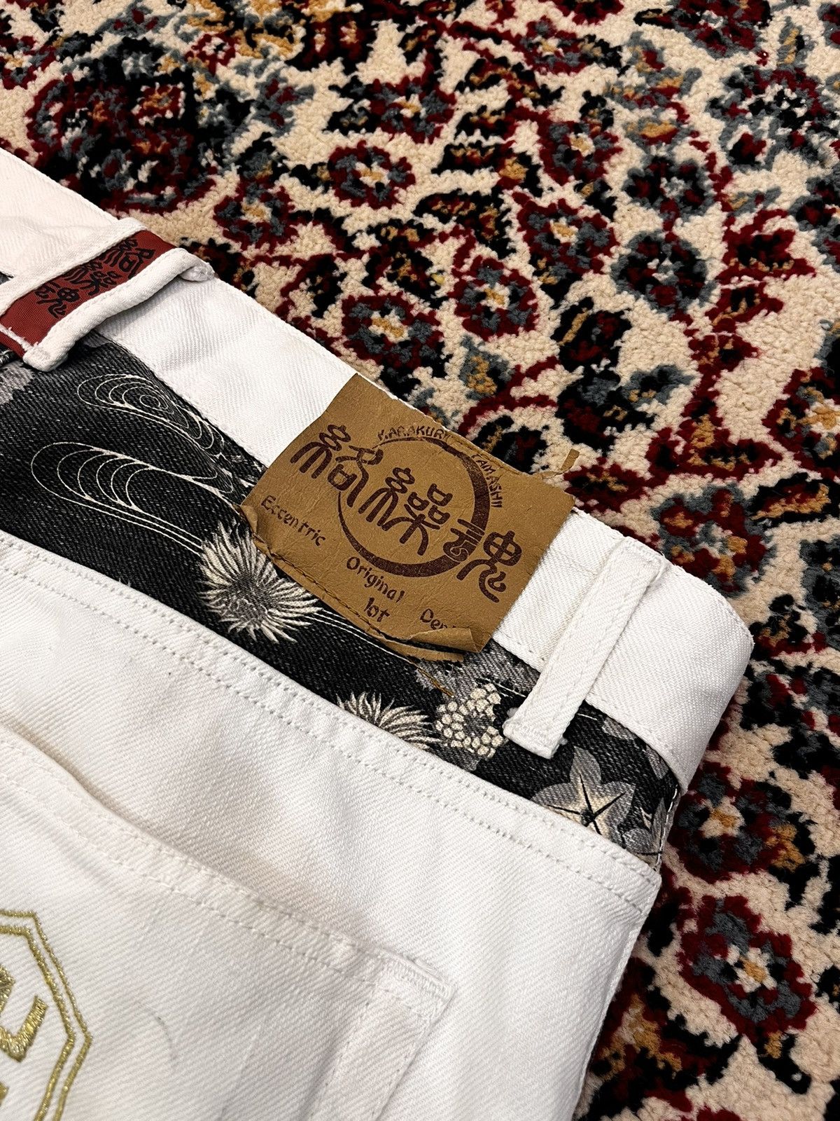 Japanese Brand Crazy vintage Karakuri Tamashi embroidered denim Size US 32 / EU 48 - 8 Thumbnail