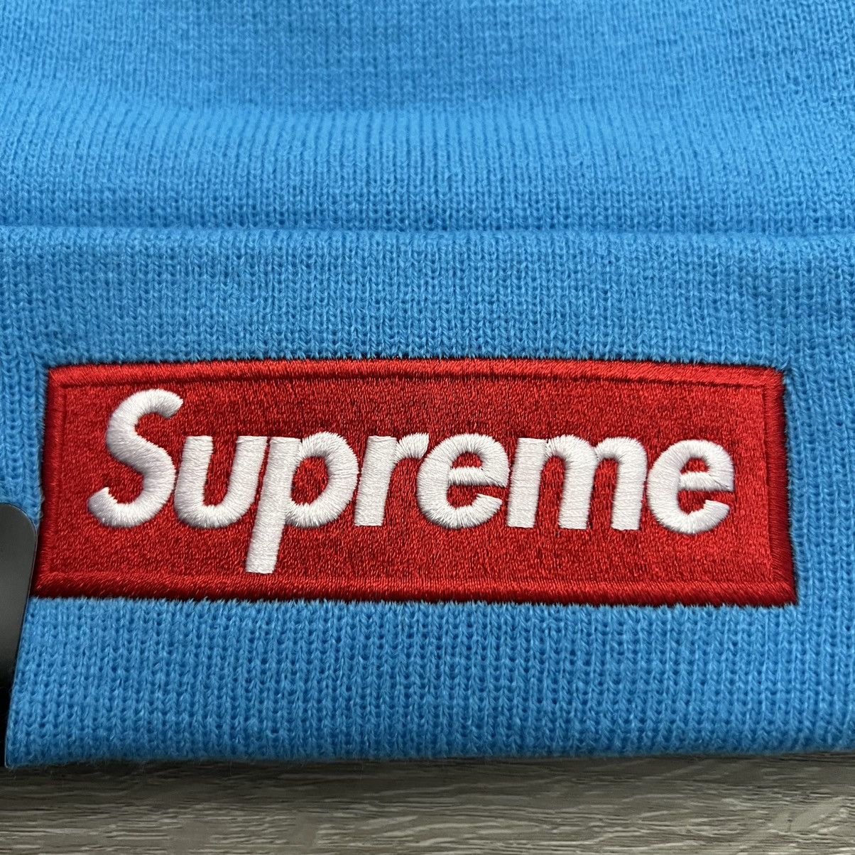 New Era × Supreme Supreme New Era Box Logo Beanie FW25 Cyan Size ONE SIZE - 3 Thumbnail