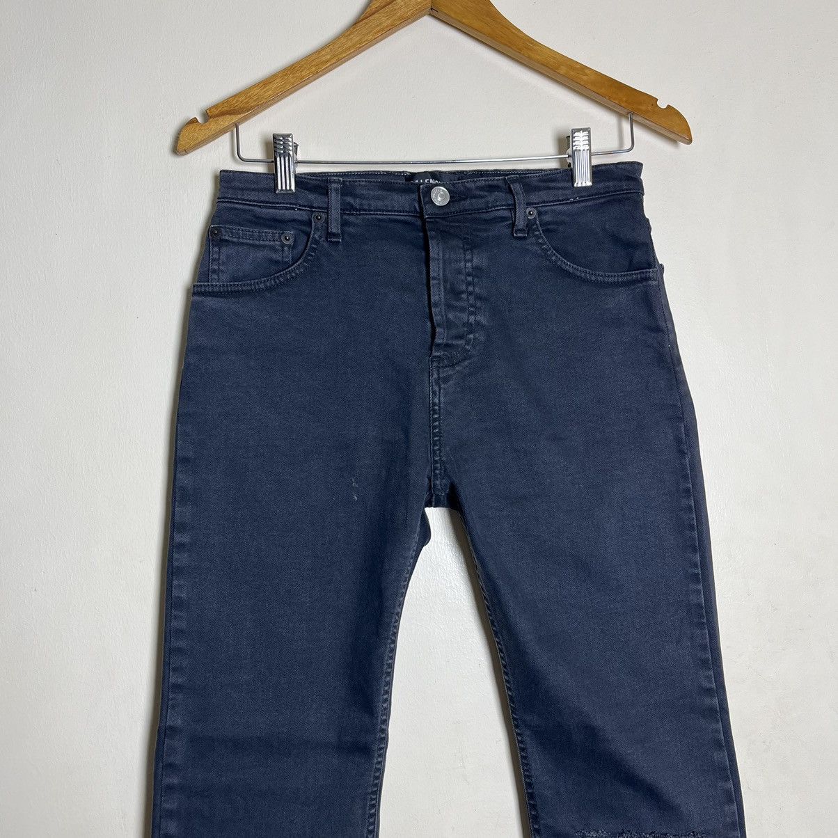 Balenciaga Balenciaga Distressed Stretchable Skinny Jeans Size US 29 - 3 Thumbnail