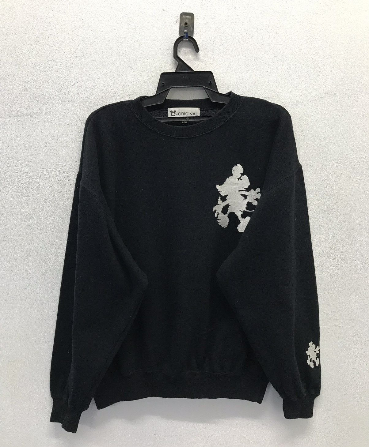 Disney × Mickey Mouse × Vintage Vintage C-Original Mickey Mouse Sweatshirt Size US L / EU 52-54 / 3 - 1 Thumbnail