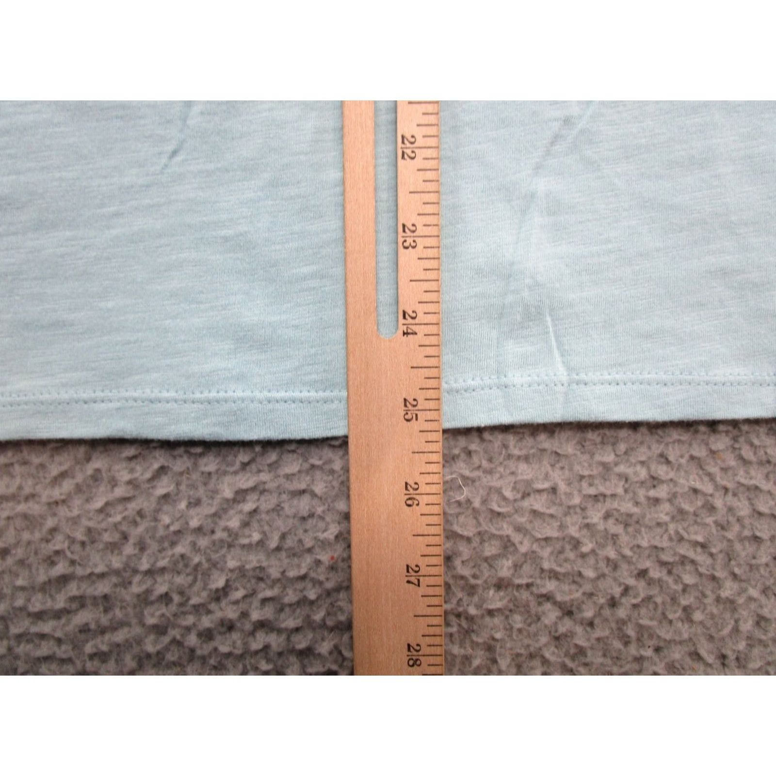 Eddie Bauer Eddie Bauer Women's V-Neck Eyelet Blue T-Shirt Size L 100% Cotton NEW Size L / US 10 / IT 46 - 7 Thumbnail