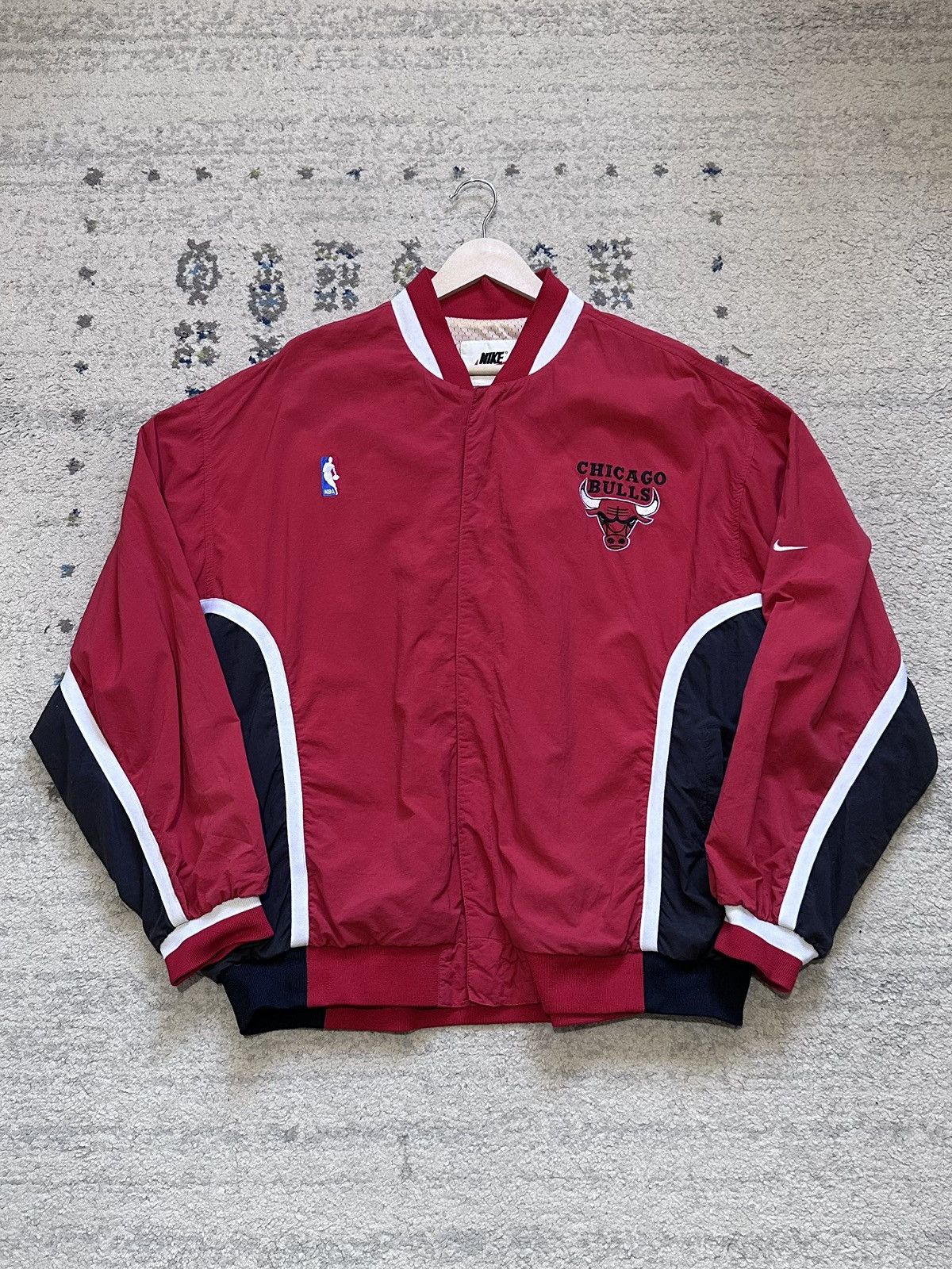 NBA × Nike Vintage Nike 1998 Chicago bulls Warm Up jacket Size US XL / EU 56 / 4 - 2 Thumbnail