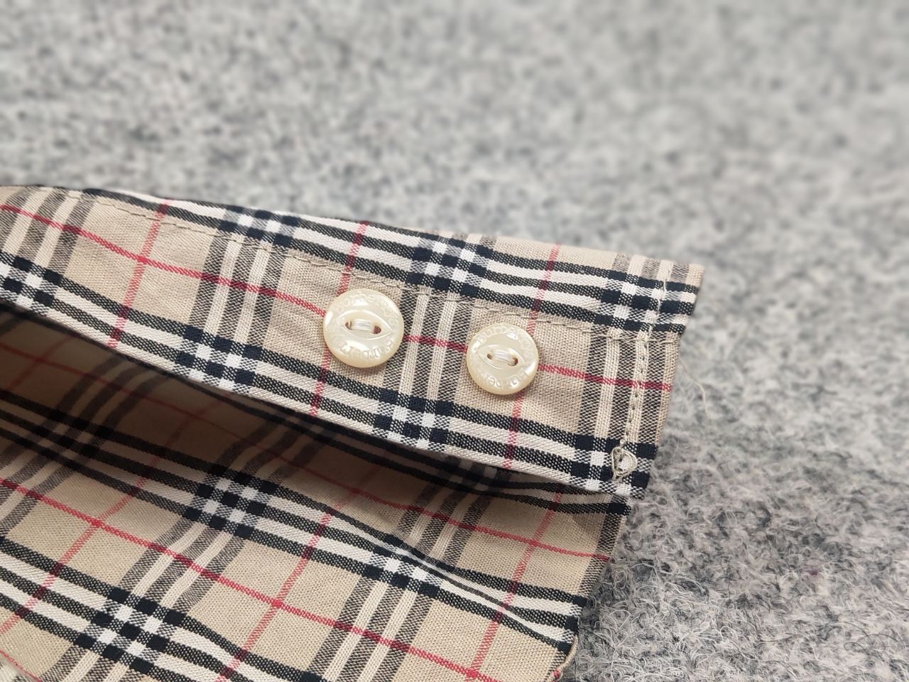 Burberry Vintage 90's Burberry Long Sleeve Nova-Check Shirt cufflinks Size M / US 6-8 / IT 42-44 - 17 Thumbnail