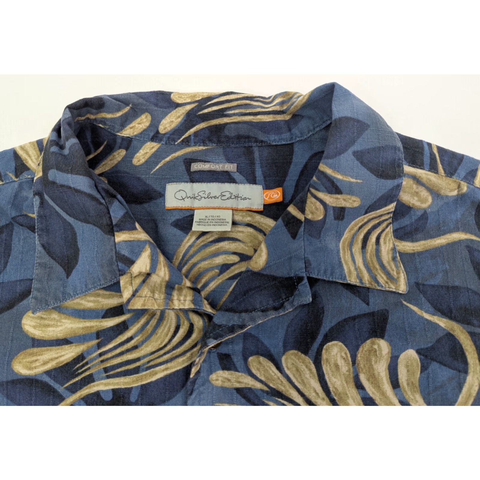 Quiksilver QuikSilver Shirt Men XL Button Short Sleeve Floral Tropical Hawaiian Comfort Fit Blue Casual Beach 90s? Size US XL / EU 56 / 4 - 5 Thumbnail