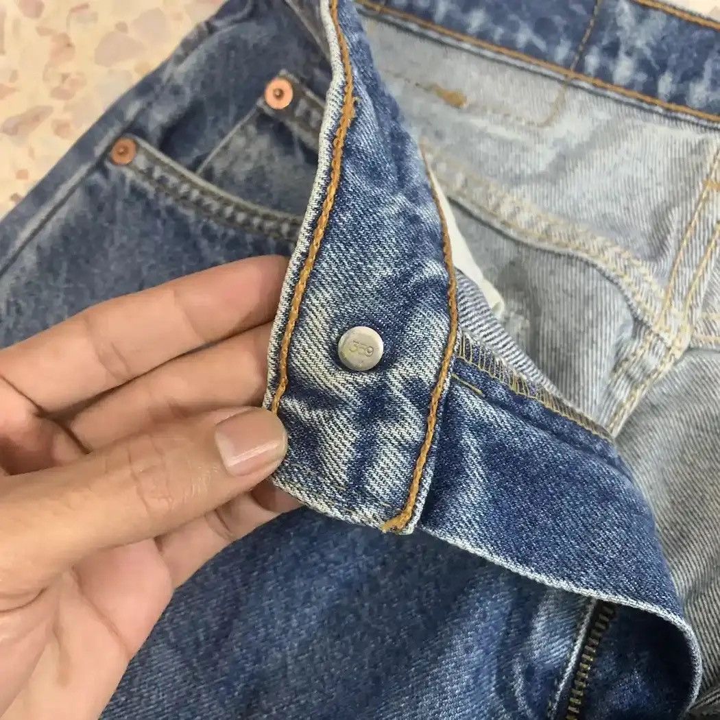 Levi's Levi’s 613 Orange Tab Jeans Levis Ripped Distressed Denim Size US 26 / EU 42 - 8 Thumbnail