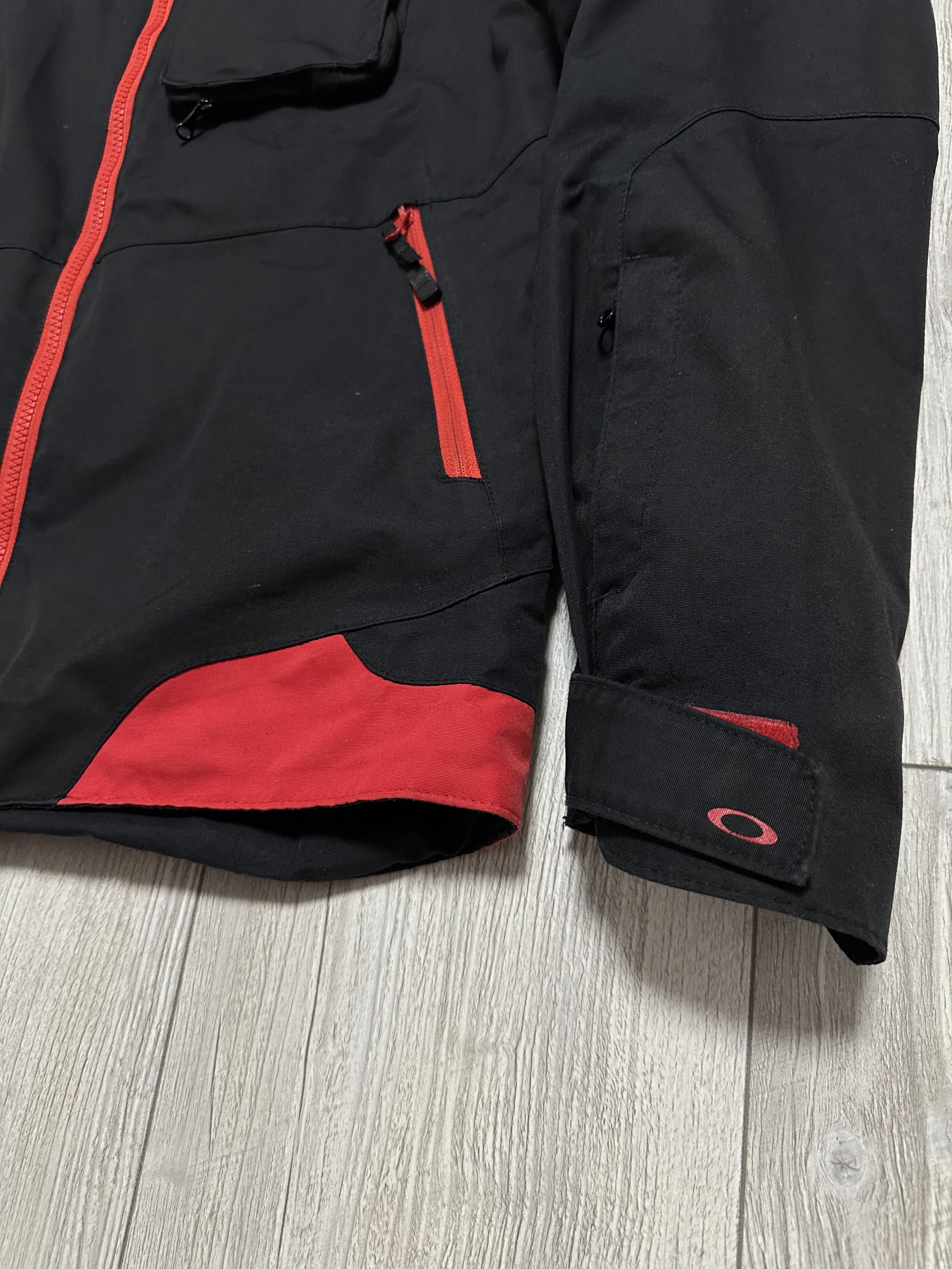 Oakley Oakley Ski Jacket Men’s Men’s Black Red Logo Snowboard Y2K Size US S / EU 44-46 / 1 - 2 Thumbnail