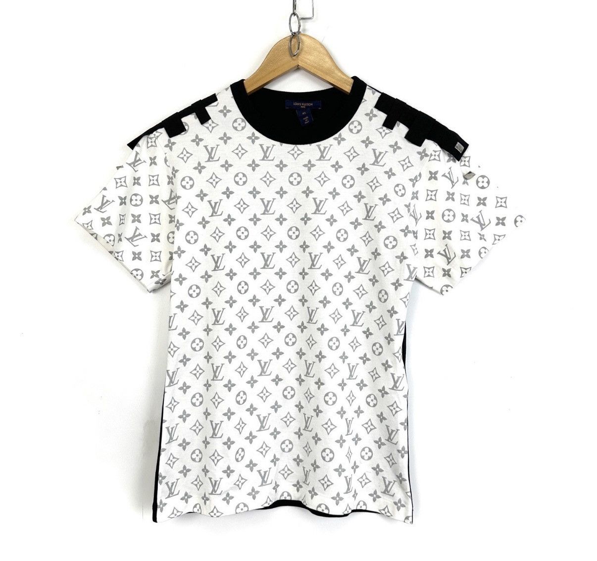 Louis Vuitton Louis Vuitton Short Sleeve T-Shirt K12 Size US XS / EU 42 / 0 - 1 Thumbnail