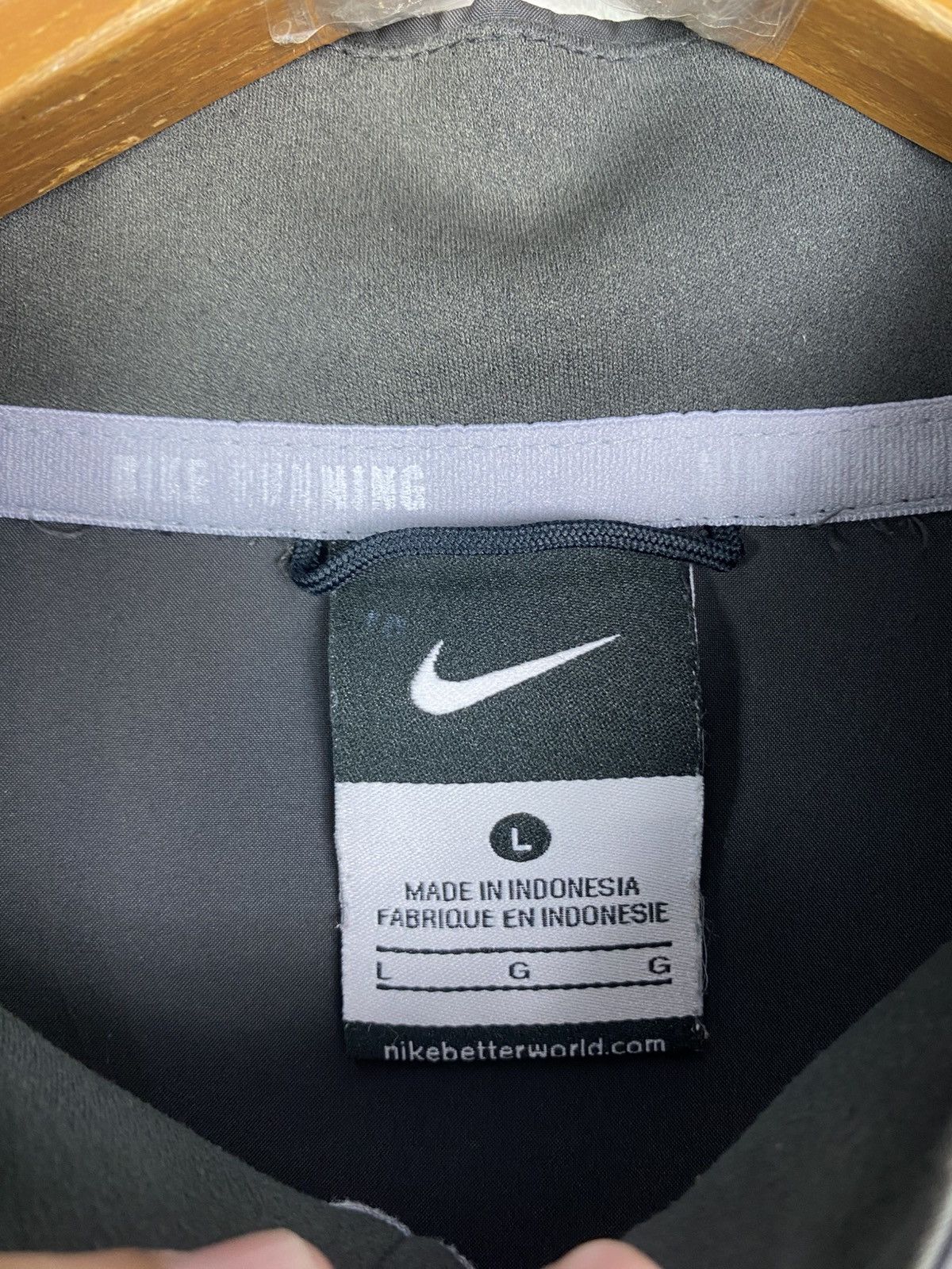 Nike Rare‼️ Nike Running Small Logo Jacket Size US S / EU 44-46 / 1 - 5 Thumbnail