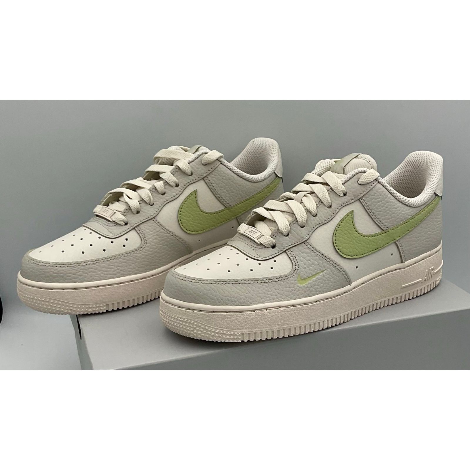 Nike Nike Air Force 1 Low Phantom / Olive Aura W 8.5 IB3881-001 Size US 8.5 / IT 38.5 - 1 Thumbnail