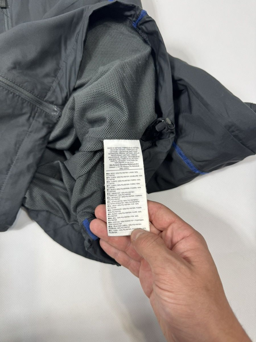 Nike Vintage Nike Nylon Drill Y2k Baggy Jacket Size US L / EU 52-54 / 3 - 12 Thumbnail