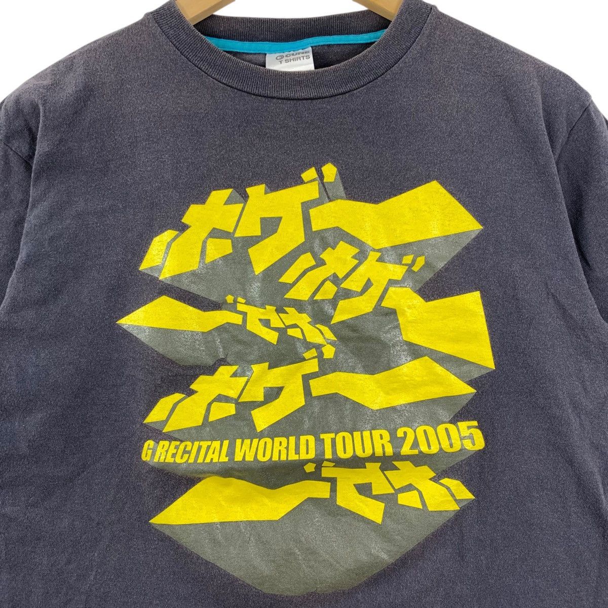 Japanese Brand G RECITAL World Tour 2005 G-Dragon Big Bang Japanese Tshirt Size US M / EU 48-50 / 2 - 3 Thumbnail