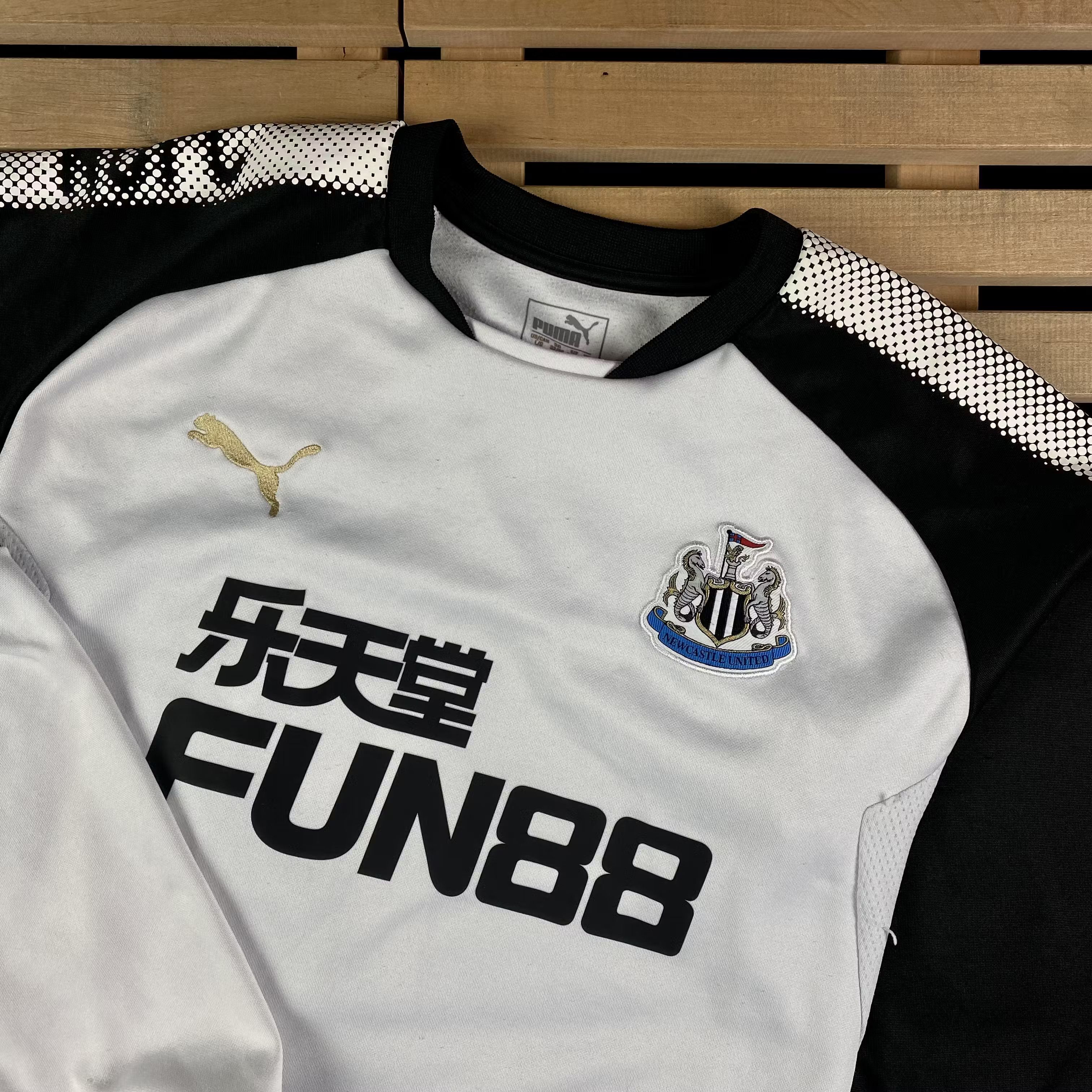 Puma Mens Training Sweatshirt Puma Newcastle Size L Size US L / EU 52-54 / 3 - 2 Thumbnail