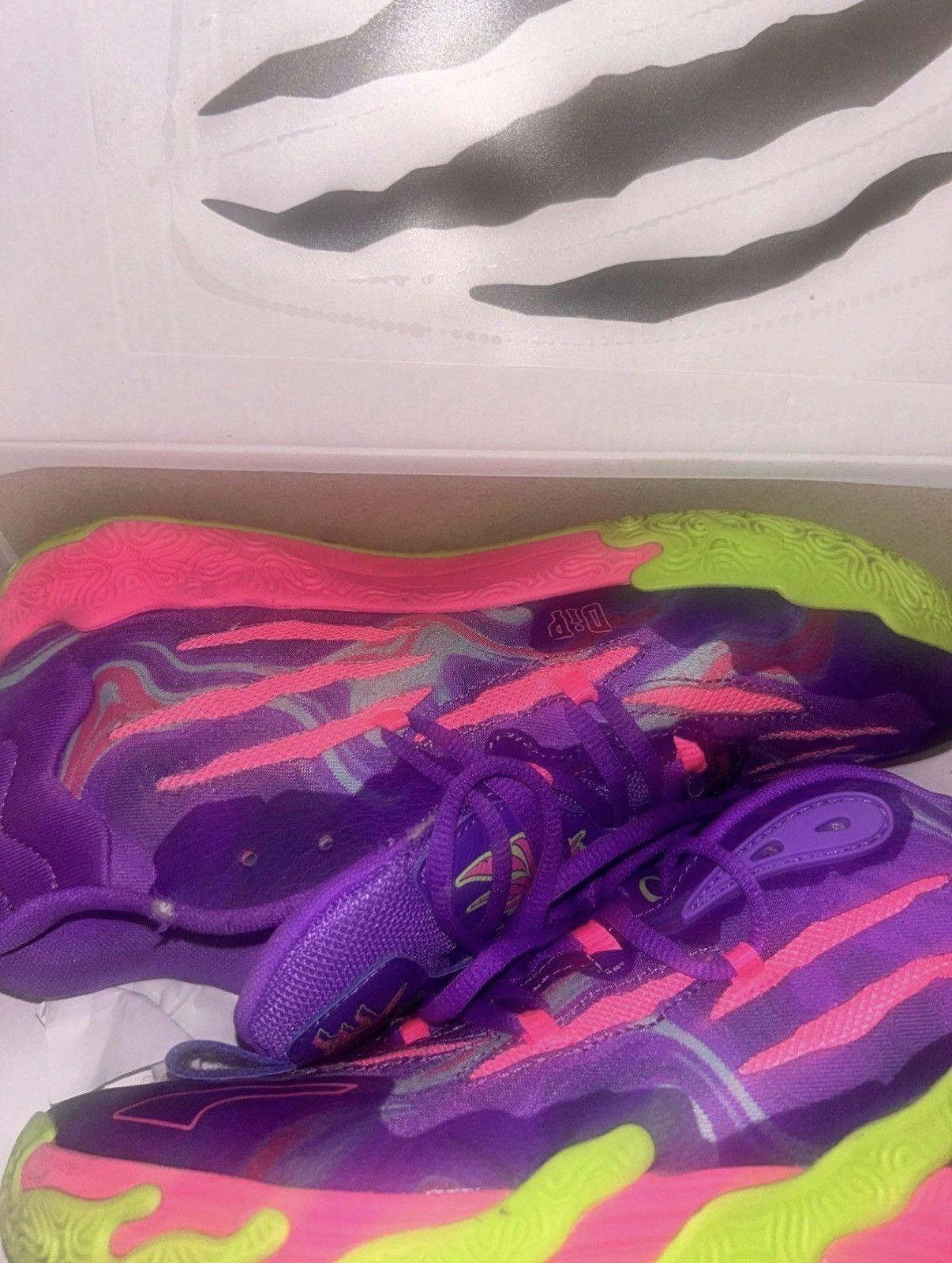 Puma Puma MB.03 LaMelo Ball “Toxic” Purple/Green 9.5 OriginalBox Size US 9.5 / EU 42-43 - 5 Thumbnail