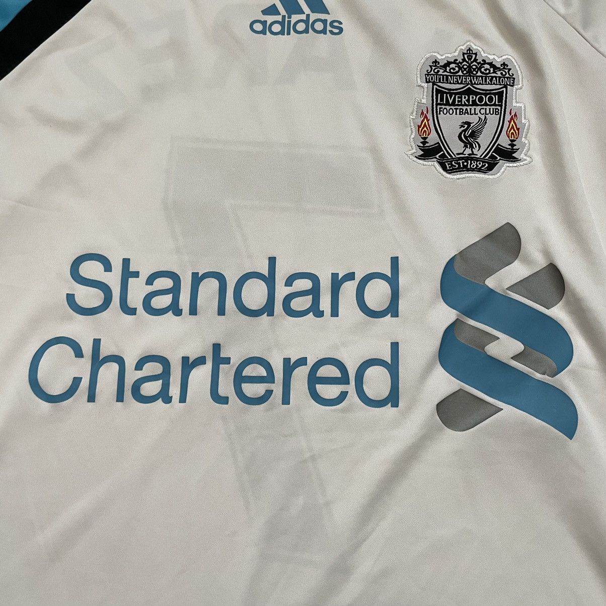 Vintage tee Liverpool Adidas 90s away shirt jersey Suarez 7