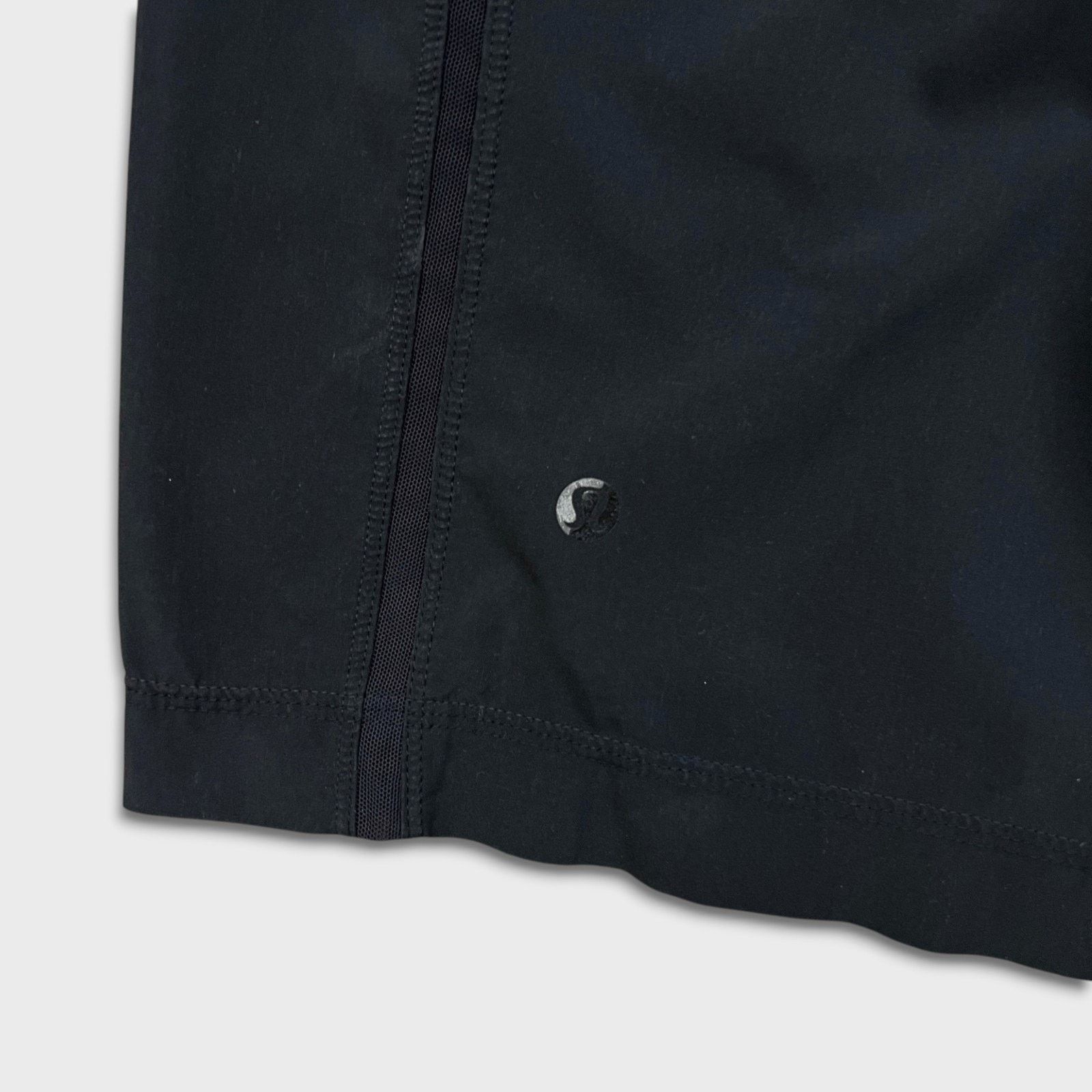 Lululemon Lululemon Shorts Large Athletic Sportswear Pocketed Lined Size US 30 / EU 46 - 4 Thumbnail