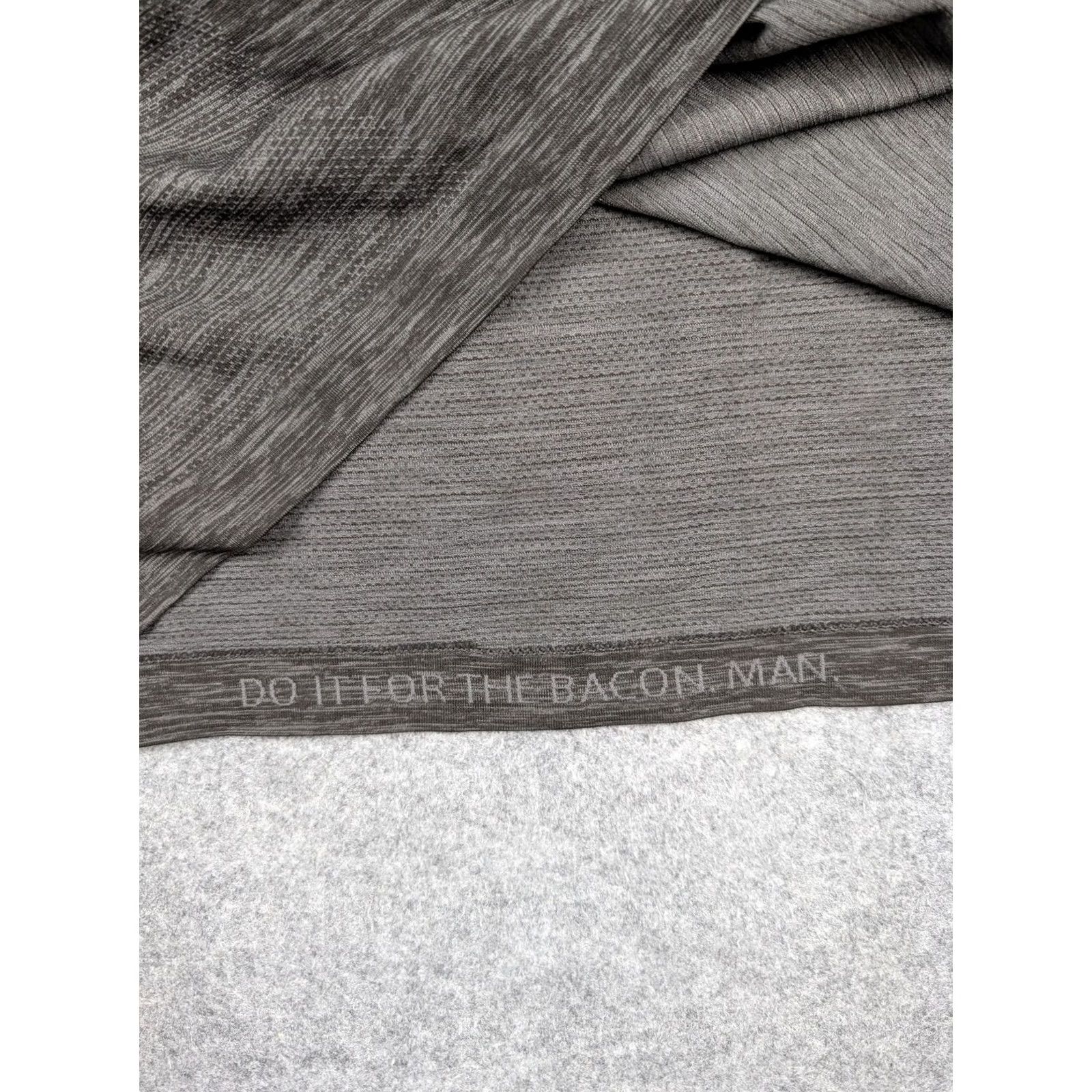 Lululemon Lululemon Hoodie Mens MT Gray 1/4 Zip Lightweight Knit Pullover Athletic Running Shirt/Top Size US M / EU 48-50 / 2 - 3 Thumbnail