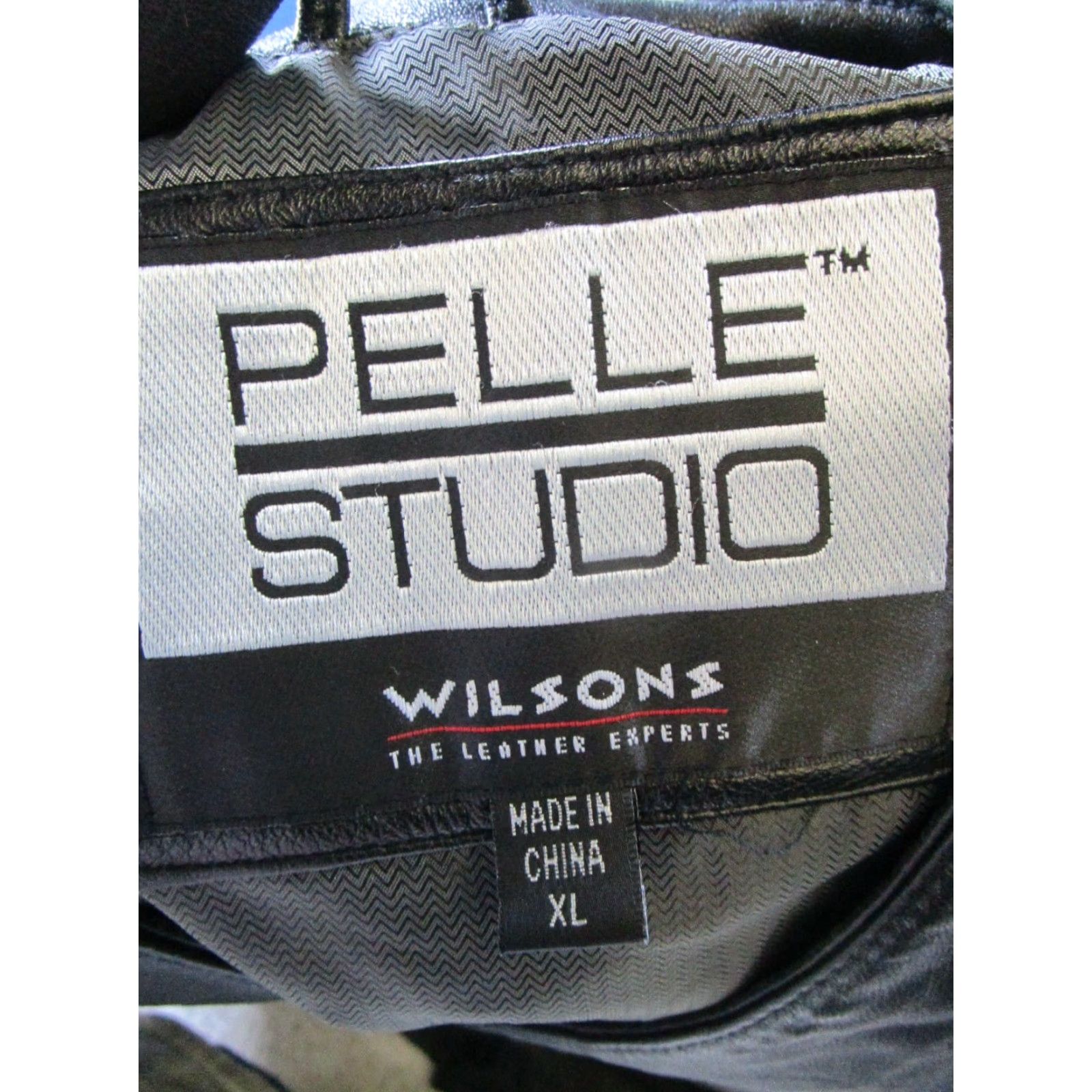 Vintage VINTAGE Pelle Studio Vest Mens XL Black Leather Button Up Jacket Coat Style Biker Hunting Riding Walking Mens Size US XL / EU 56 / 4 - 3 Thumbnail