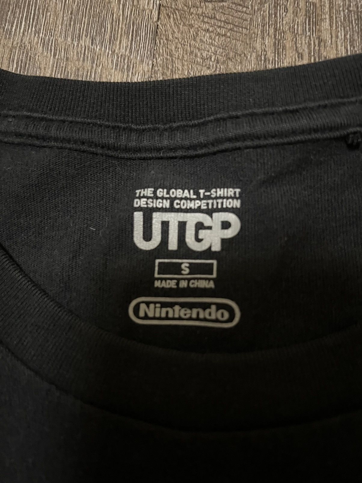 Nintendo Nintendo Global Design Competition Donkey Kong AOP Shirt Size US S / EU 44-46 / 1 - 5 Thumbnail