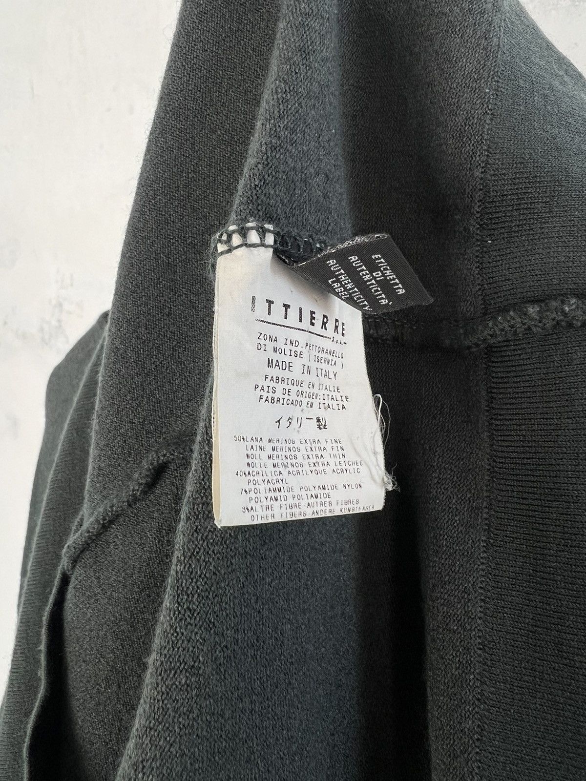 Versace Jeans Couture Vintage Versace Jeans Couture Sweater Size L Size US L / EU 52-54 / 3 - 5 Thumbnail