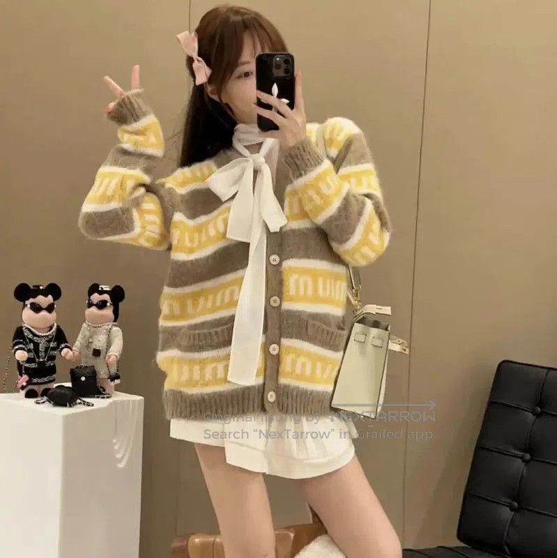 Miu Miu Miu Miu Beige Wool Cardigan for Women . Size S / US 4 / IT 40 - 6 Thumbnail