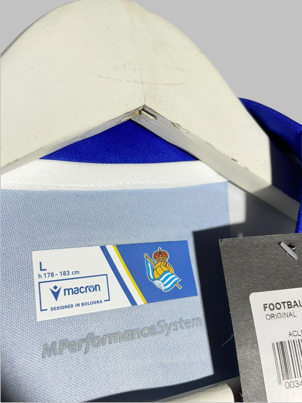 Macron Real Sociedad Macron 2024/25 Home Football Shirt Size US L / EU 52-54 / 3 - 11 Thumbnail