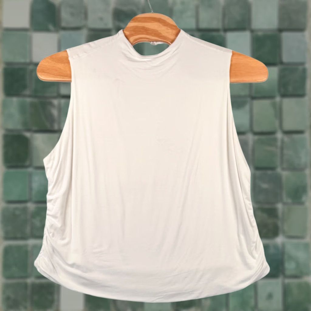 Vintage Ophelia Roe Womens 3X Mock Neck Sleeveless Top Ruched Side Minimalist NWT Basic Ivory White Jersey Knit Tank Blouse Size XXL / US 16-18 / IT 52-54 - 1 Thumbnail